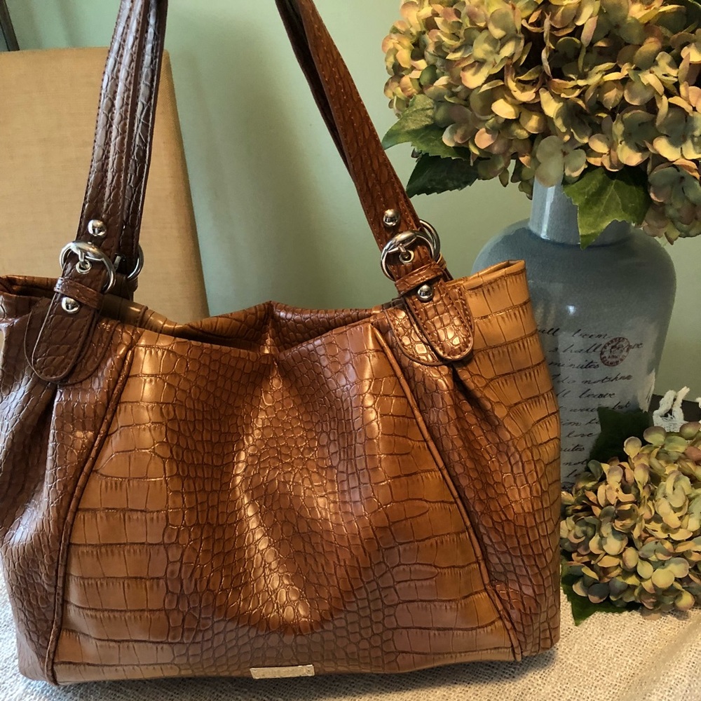 Nice Nine West Purse